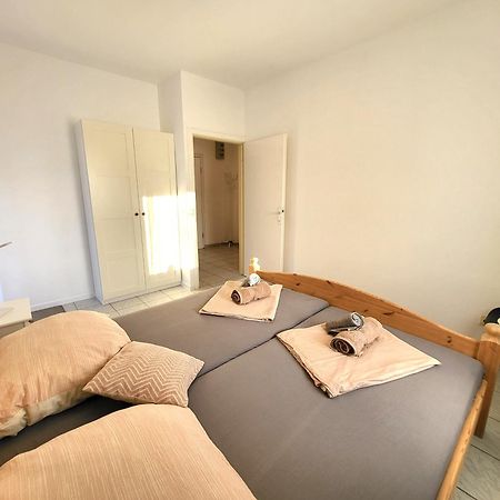 Apartments Pitve イェルサ エクステリア 写真