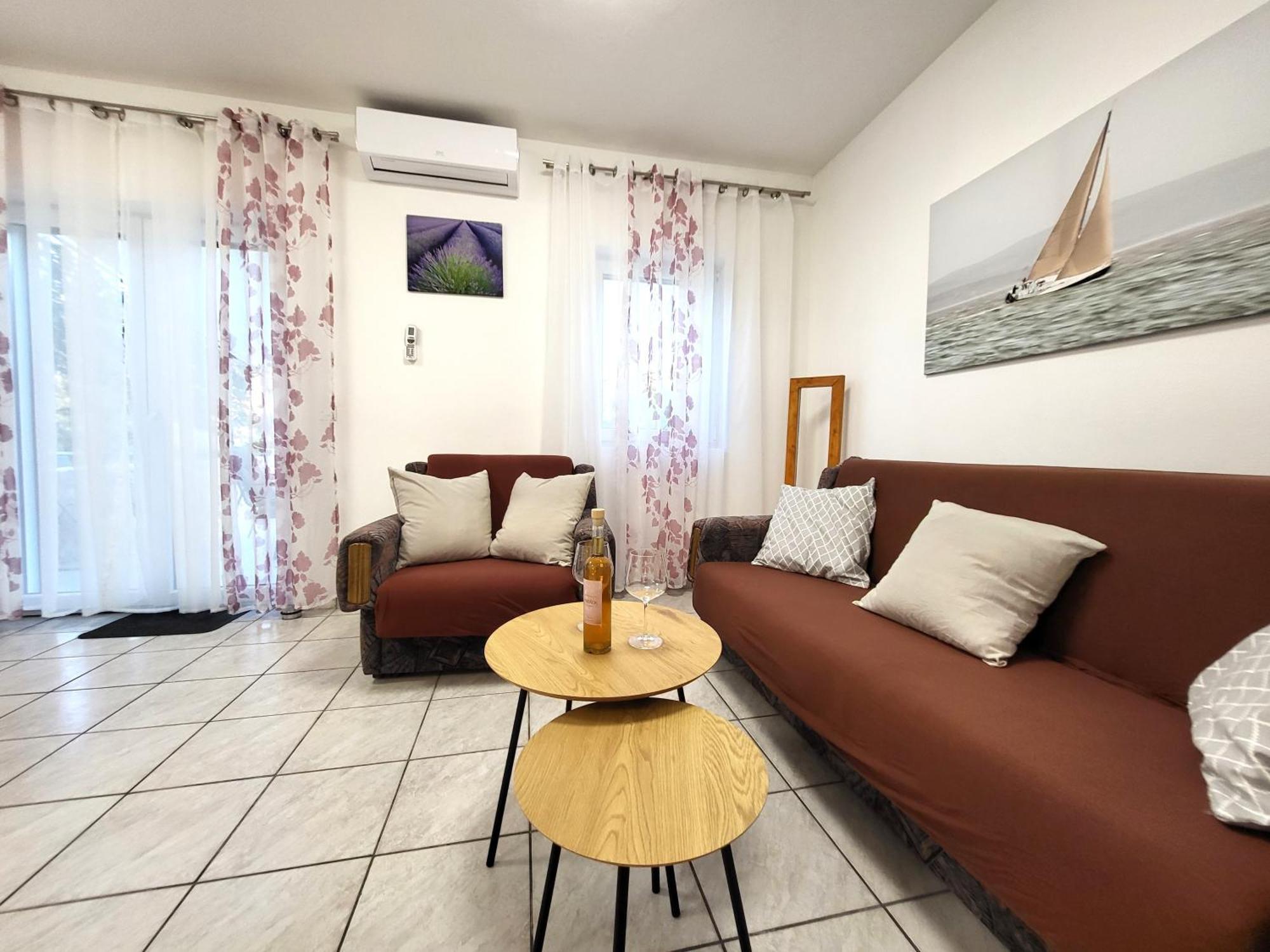 Apartments Pitve イェルサ エクステリア 写真